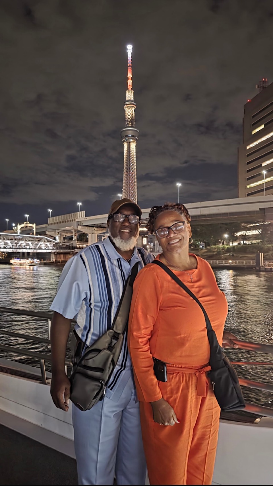 ナイトクルーズ_夫婦